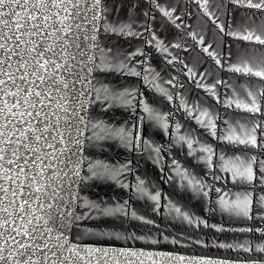 The North Face Vest Mens Large Black ThermoBall Eco Quilted TREKKER Embroidered